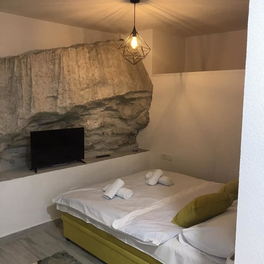 Отели типа «постель и завтрак» Casa Calda Apartment Цетине-13