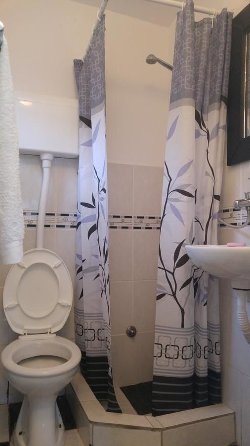 Отели типа «постель и завтрак» Casa Calda Apartment Цетине