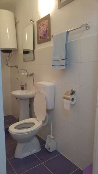 Отели типа «постель и завтрак» Casa Calda Apartment Цетине Люкс с 1 спальней-6