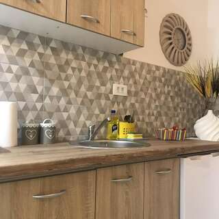 Отели типа «постель и завтрак» Casa Calda Apartment Цетине Апартаменты-3