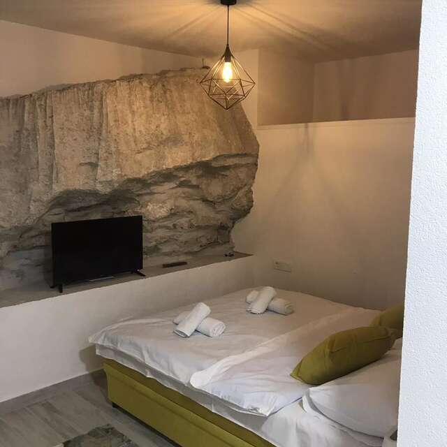 Отели типа «постель и завтрак» Casa Calda Apartment Цетине-12