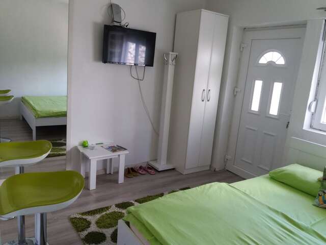 Отели типа «постель и завтрак» Casa Calda Apartment Цетине-17